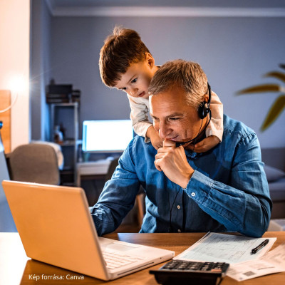 Egyensúly laptop és lego között